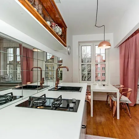 Quality Apartments-Apartament Prestige - Old Town Apartment Gdansk